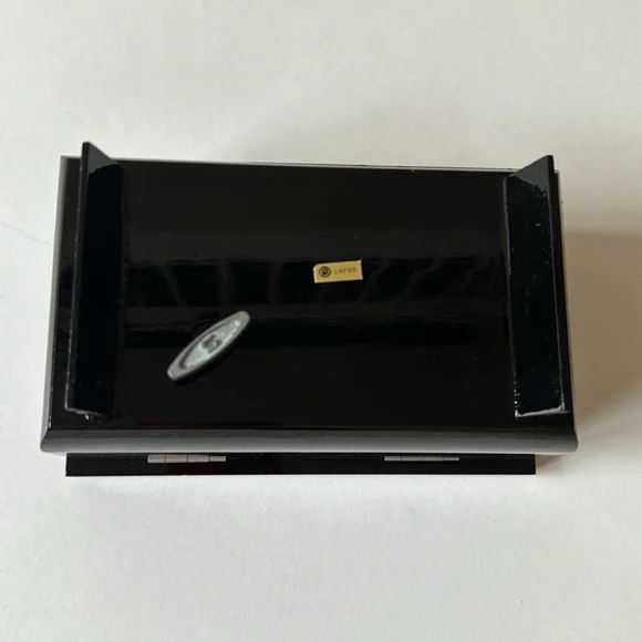 Black Japanese floral pattern lacquer musical jewelry box - Picture 8 of 10